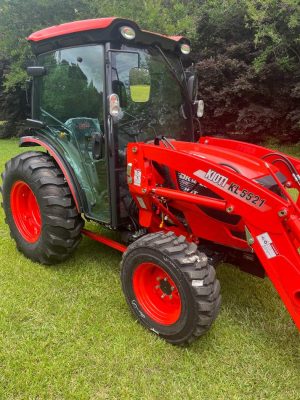 Kioti DK Series Tractor with Loader - DK4720SEHCB
