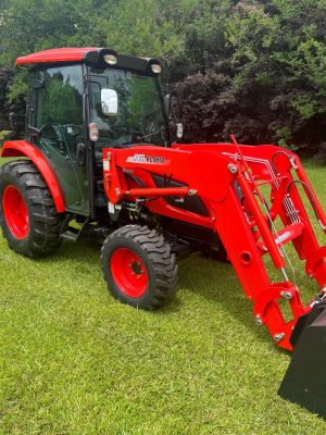 Kioti NS Series Tractor with Loader - NS4710HB