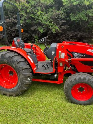Kioti DK Series Tractor with Loader - DK4720SEHB